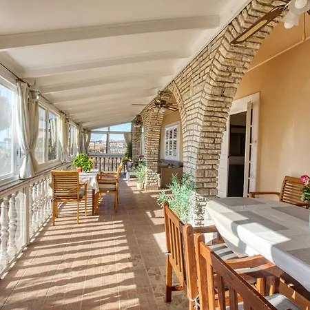 Apartments By The Sea Brodarica, Sibenik - 4194 *