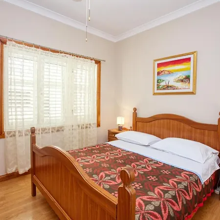 Apartments By The Sea Brodarica, Sibenik - 4194 Apartment Brodarica (Sibenik-Knin)