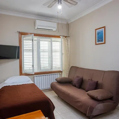 Apartment Apartments By The Sea Brodarica, Sibenik - 4194 *