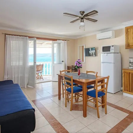 Apartment Apartments By The Sea Brodarica, Sibenik - 4194