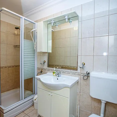 Apartments By The Sea Brodarica, Sibenik - 4194 Brodarica (Sibenik-Knin)