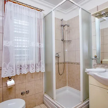 Apartment Apartments By The Sea Brodarica, Sibenik - 4194 Brodarica (Sibenik-Knin)
