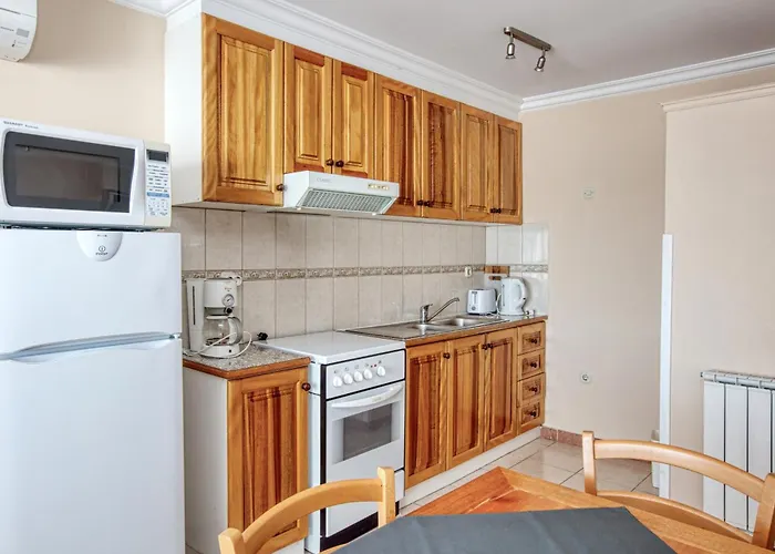 Apartamento By The Sea Brodarica, Sibenik - 4194 *
