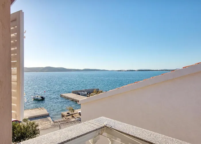 Appartement By The Sea Brodarica, Sibenik - 4194 Brodarica (Sibenik-Knin)